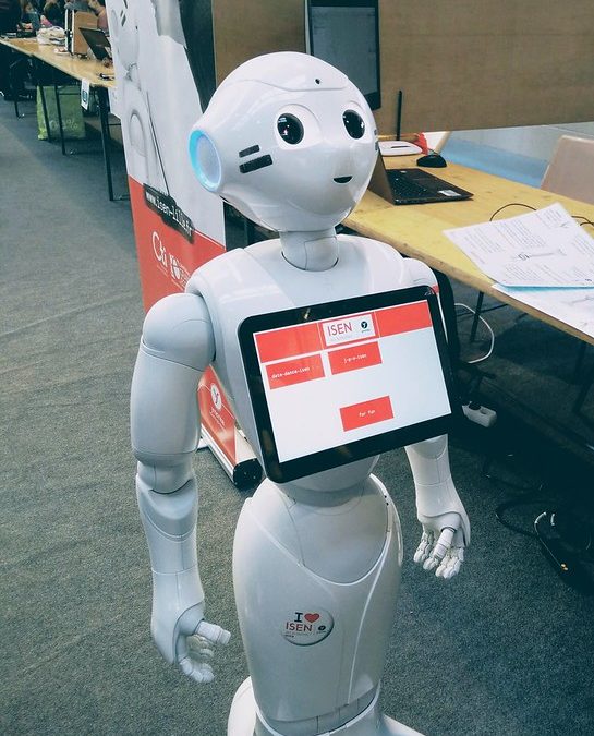 Futurs vendeurs : humains ou robots ?